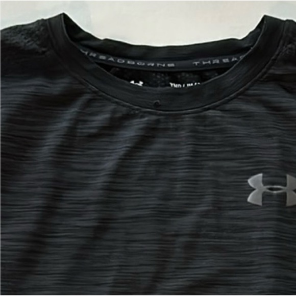 Boys Under Armour Short Sleeve Tee - Picture 6 of 6